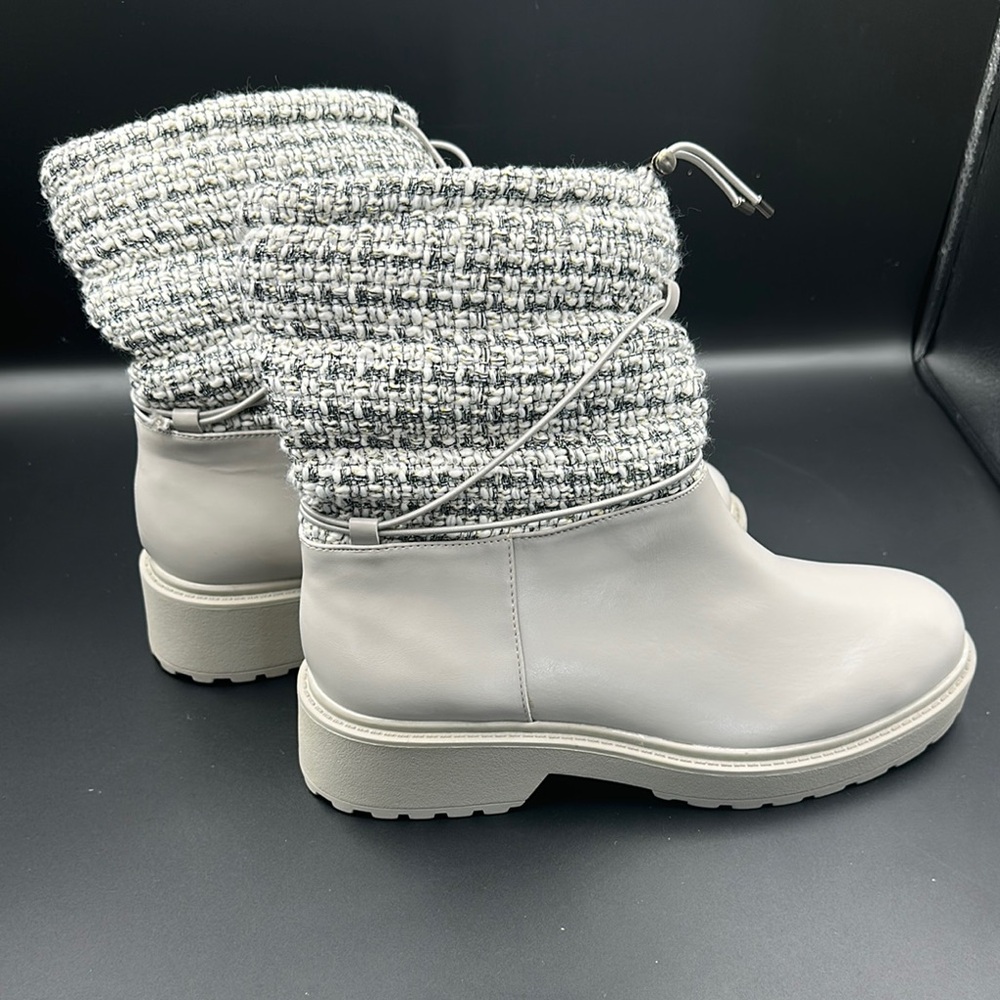 Stylish Gray Women's Boots